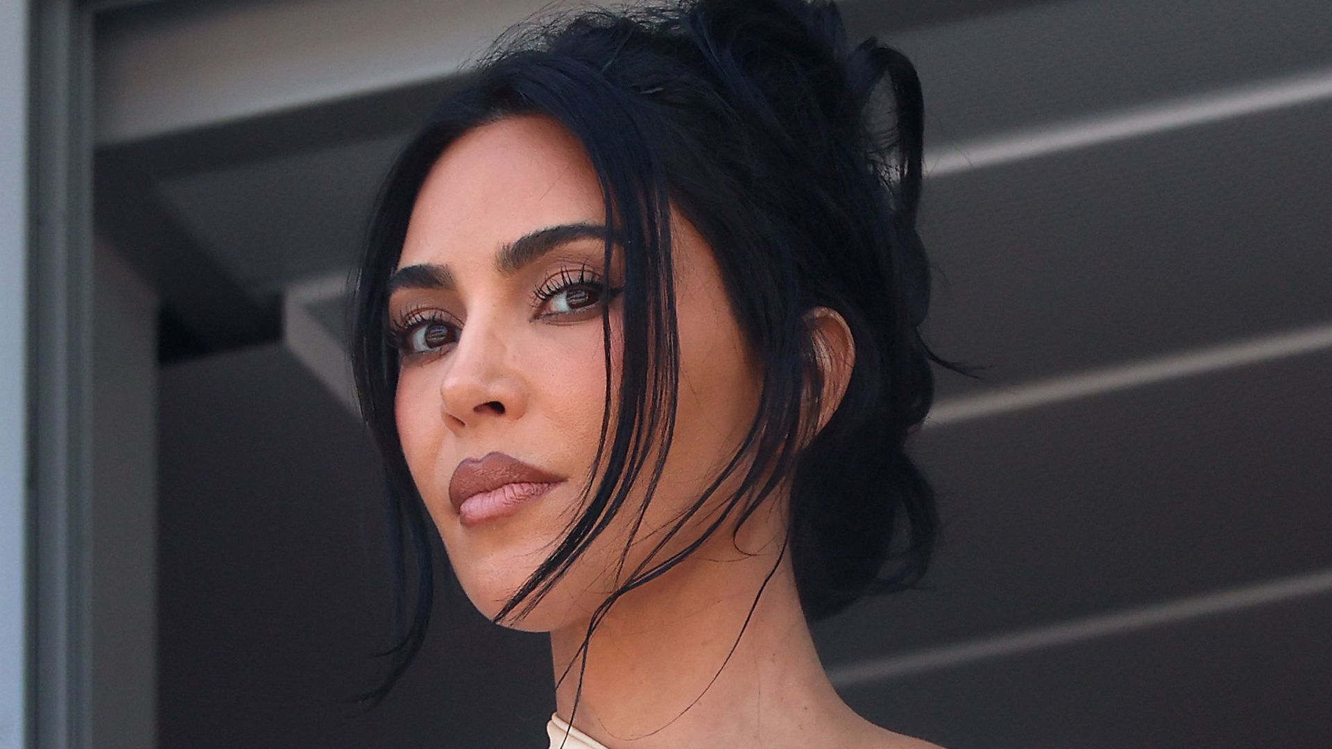 Kim Kardashian's 'invisible' kitchen storage is a guidebook for pure ...