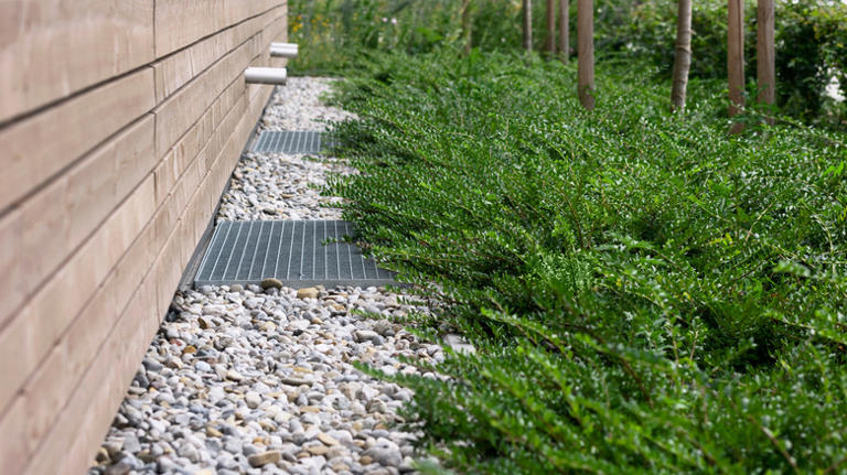 Not wood chips: The best type of mulch to use around your home's foundation