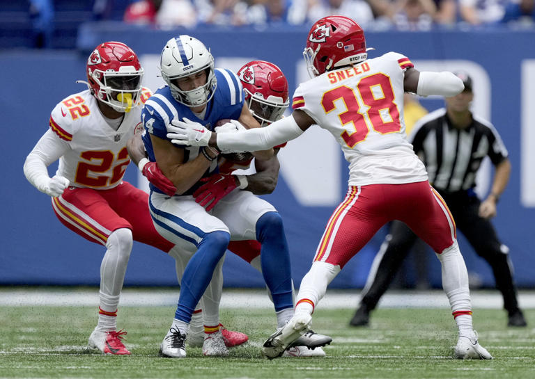 Alec Pierce injury: Latest news after Colts WR exits Chiefs game