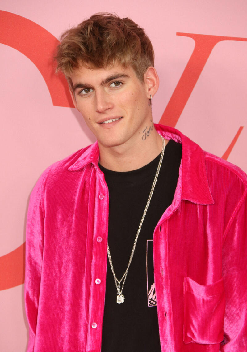 presley-gerber-model-and-son-of-cindy-crawford-dies-aged-27