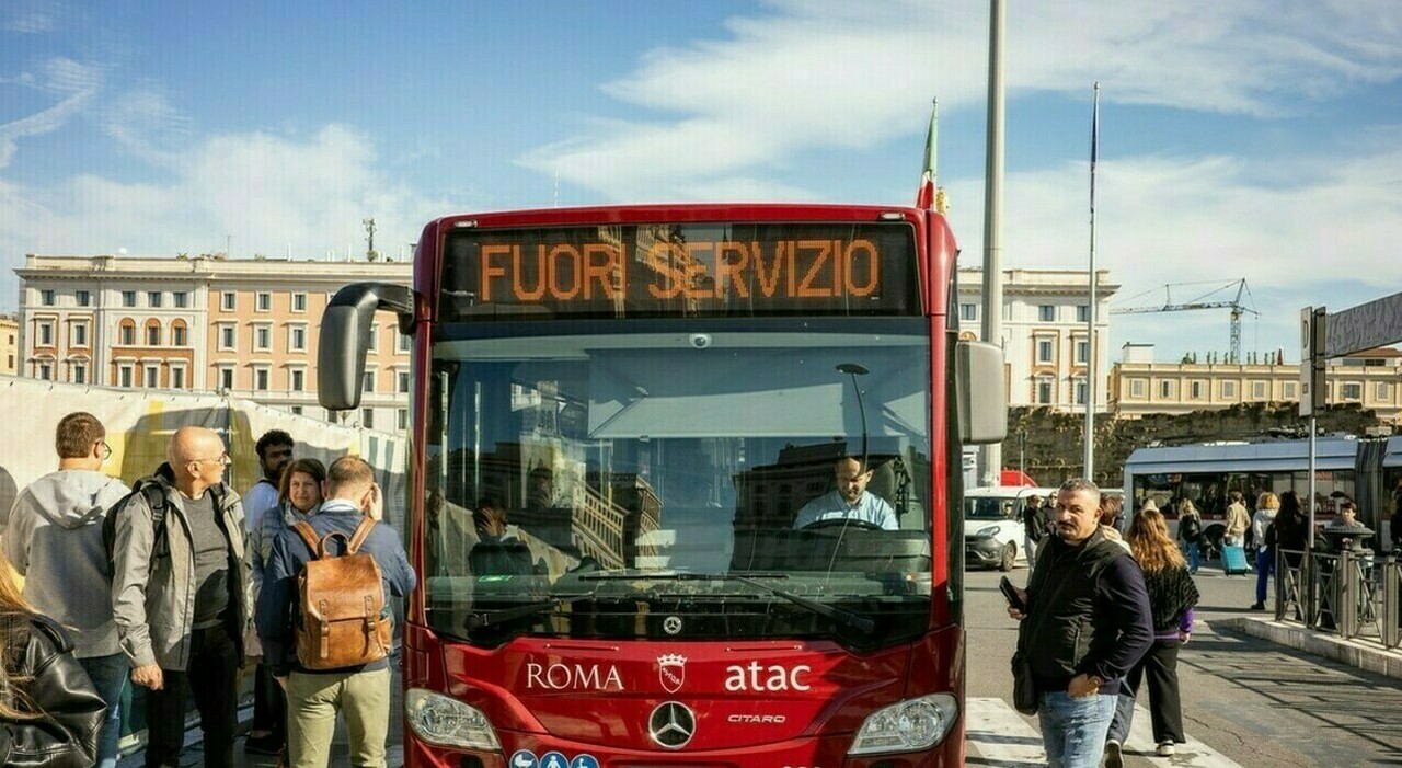 Scioperi trasporti, settimana da incubo: treni, bus e aerei, il ...