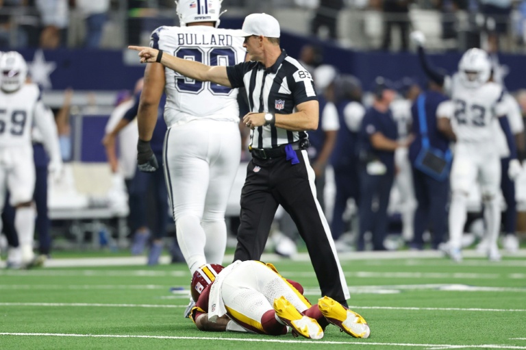 Cowboys beat Commanders, Vikings down Bears as star QBs injured