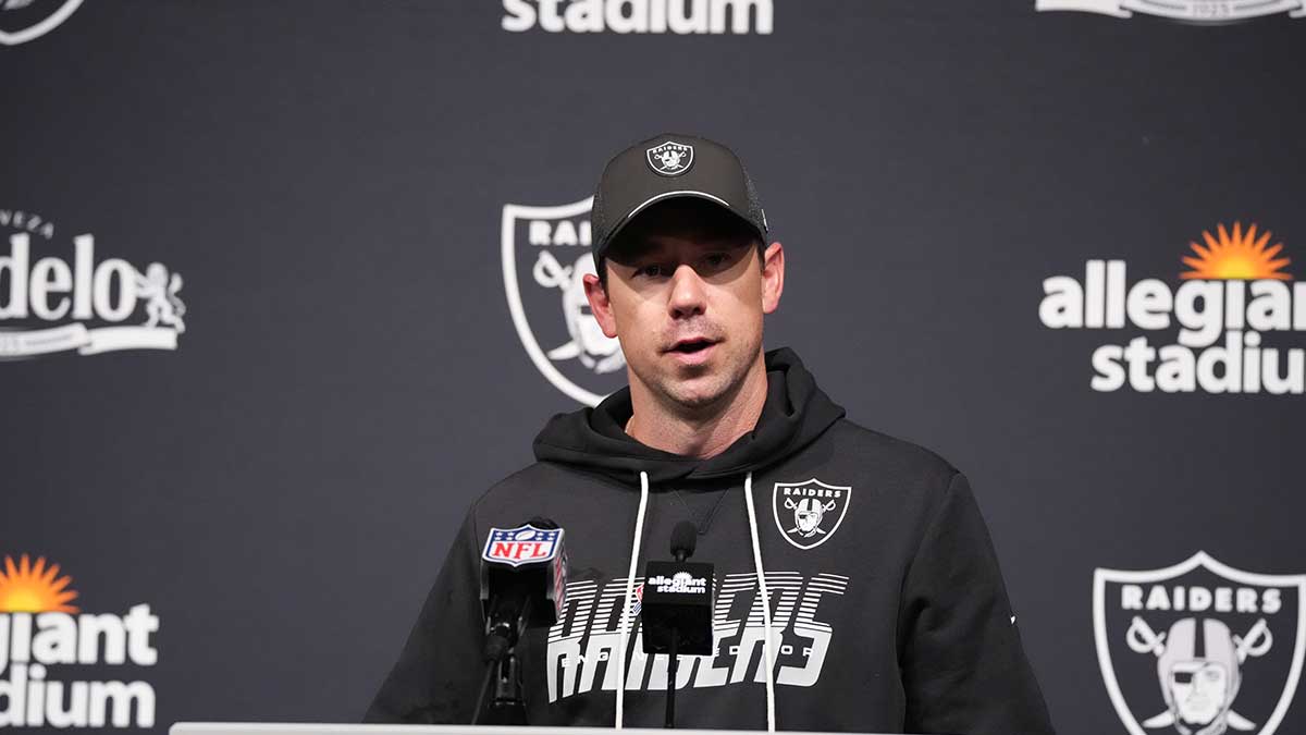 Raiders’ Klint Kubiak’s Brock Bowers injury update hints at Week 3 return