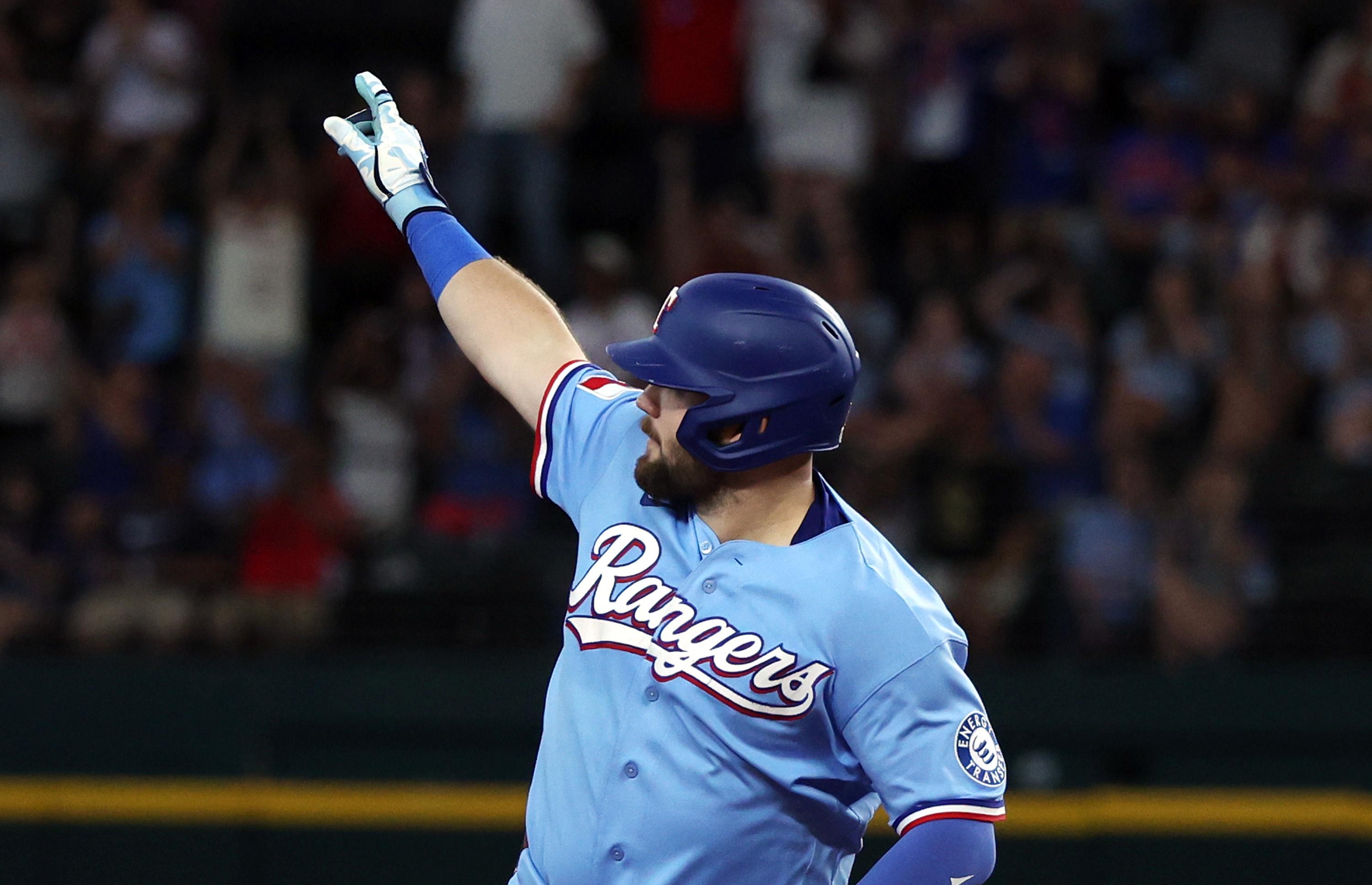 Monday morning Texas Rangers update