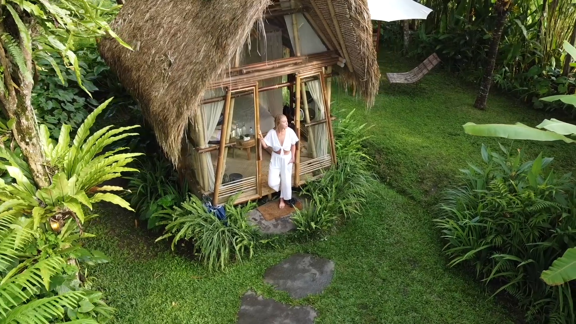 Unique hay roof tiny home hidden in Sidemen