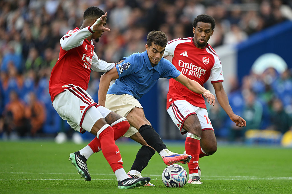 Yasin Ayari issues blunt six-word response to Brighton contract ...