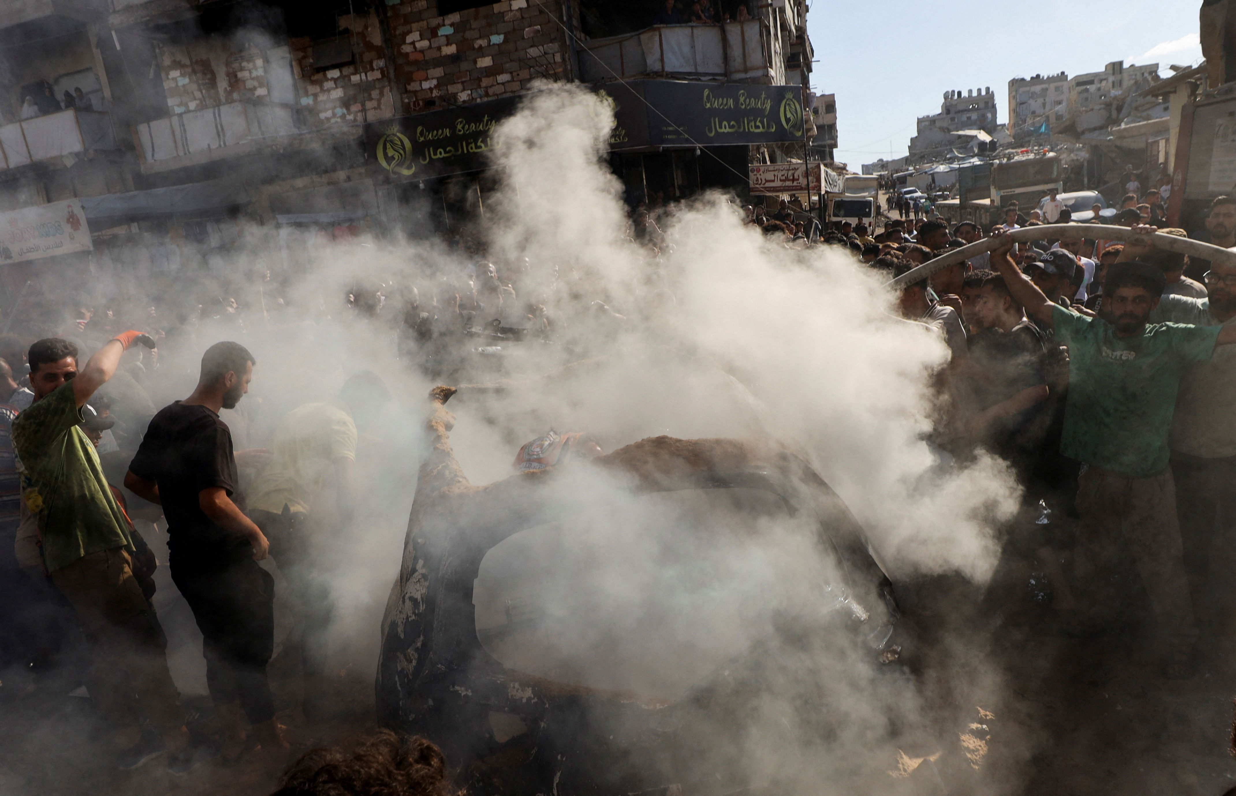 Israeli attacks on Gaza kill three, including a child