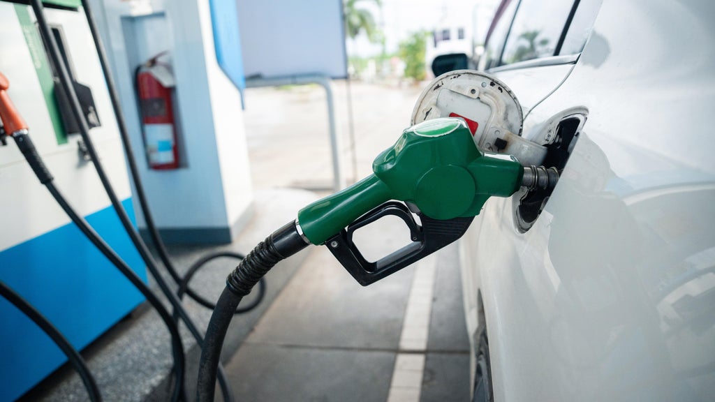 Michigan gas prices surge 60 cents in a week, diesel costs continue to ...