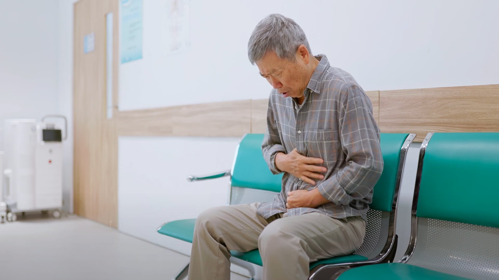 Bowel cancer warning signs: Understanding the BCA symptoms