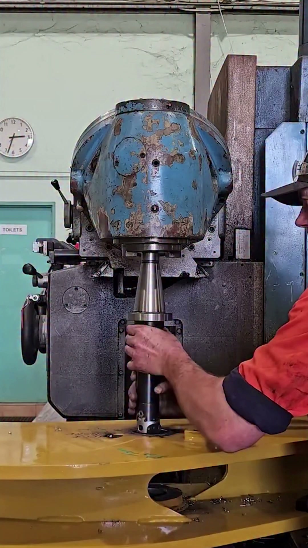 Repairing a heavily worn apron lift frame