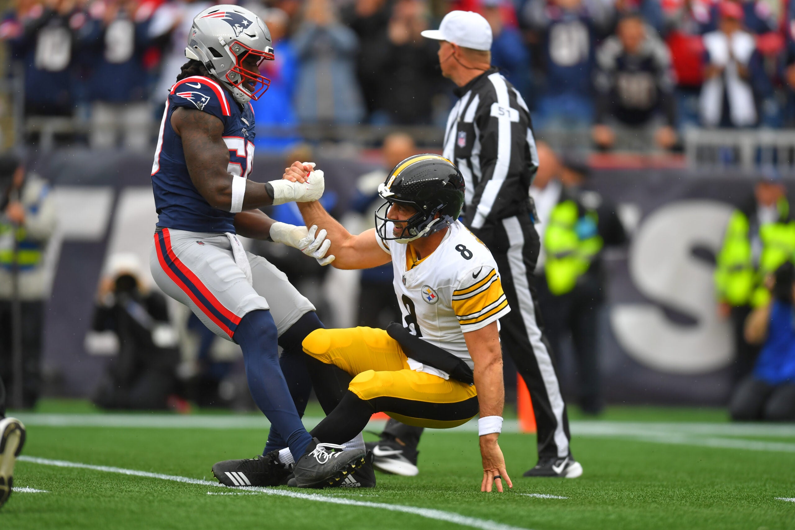 Video caught Aaron Rodgers’ blunt compliment to Patriots rookie Gabe Jacas