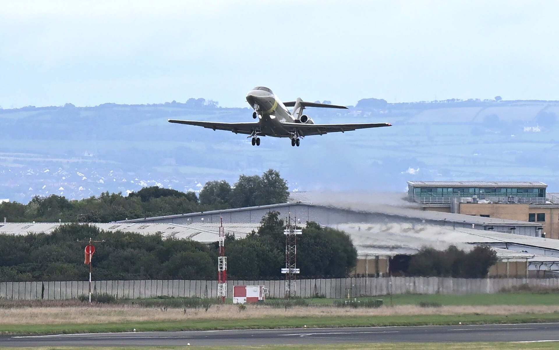 Burnham fails to back air traffic control boss after 217 flights cancelled