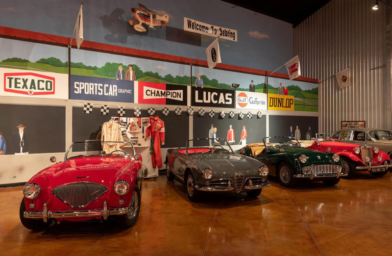 Classic car museum closing because nobody can work on carburetors ...