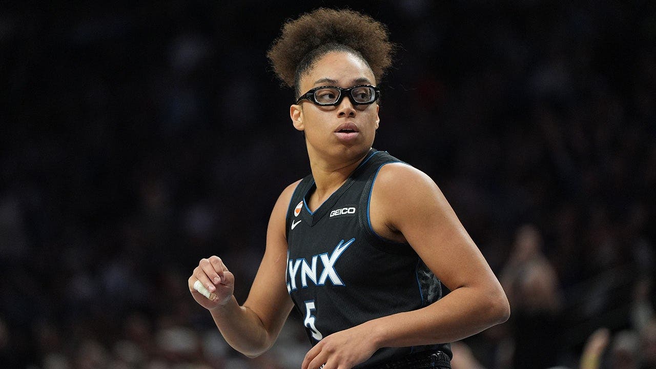 Rising WNBA star Olivia Miles eclipses Caitlin Clark's rookie scoring ...