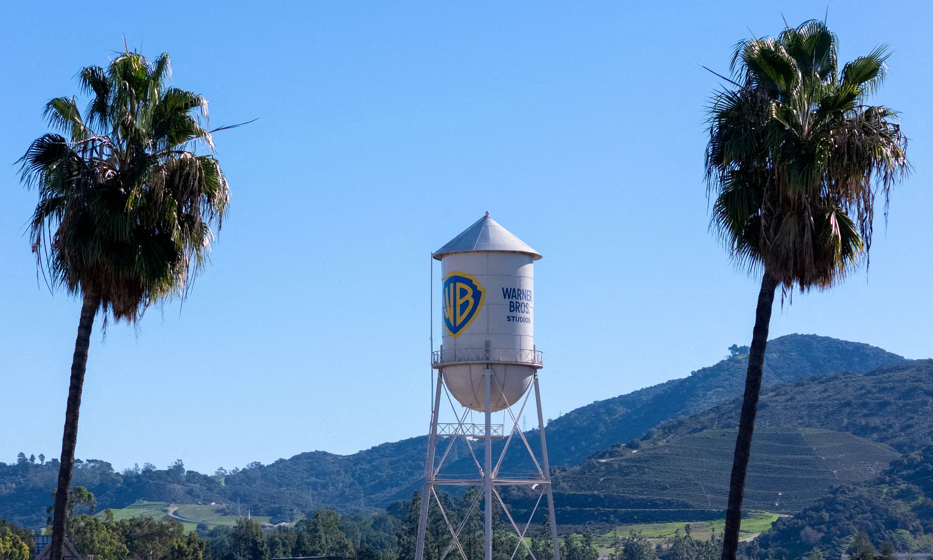 Paramount reaches settlement as it closes in on blockbuster £80bn deal ...