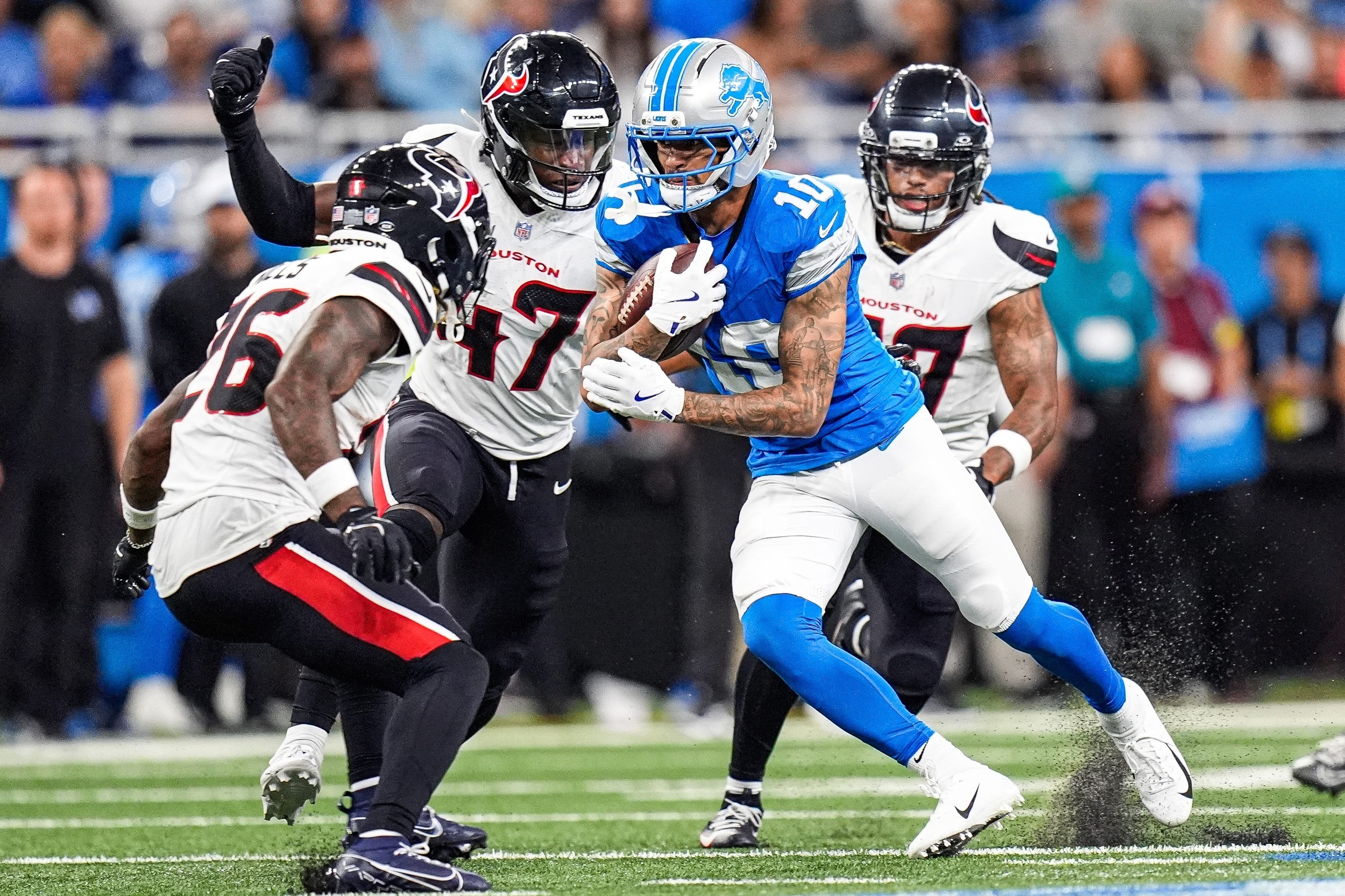 Lions to sign DB Jalen Mills; latest on S Kerby Joseph