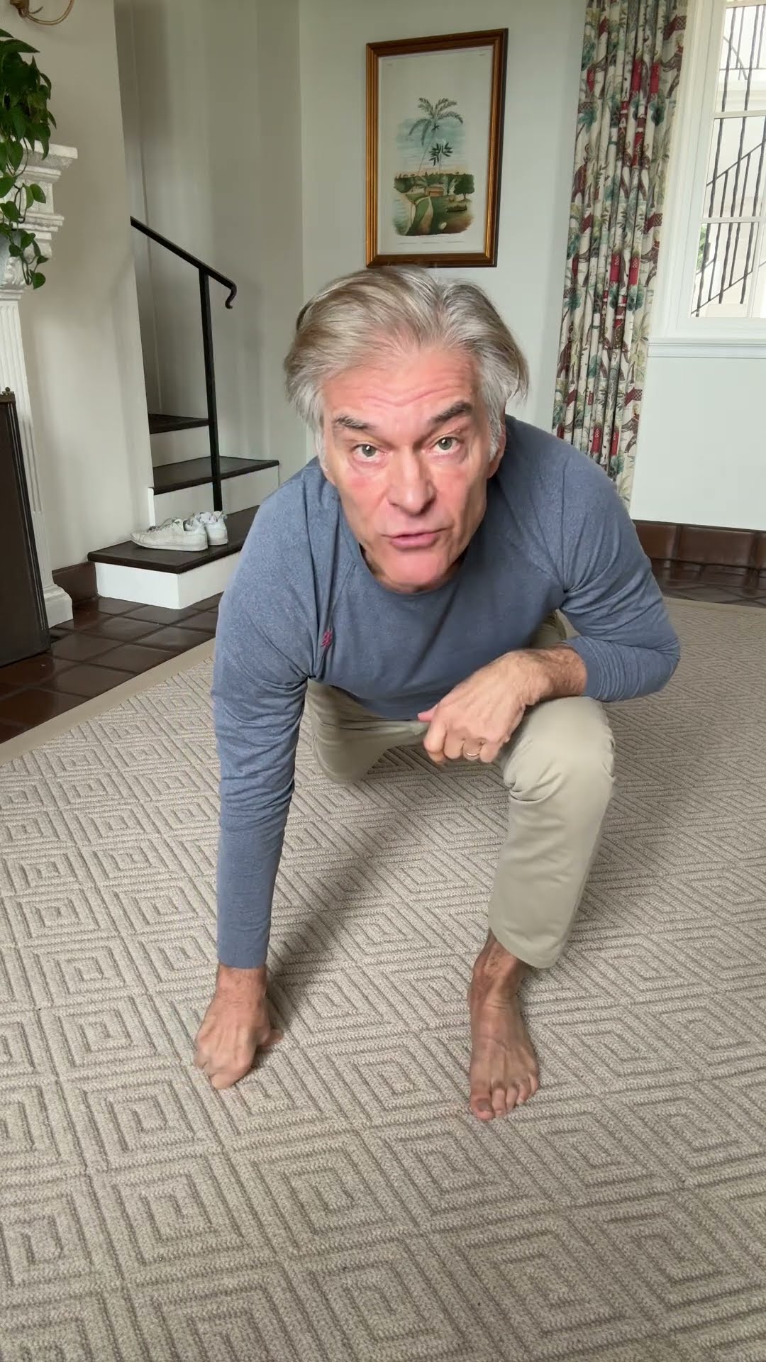 Dr. Oz shows static and dynamic stretches for stiffness