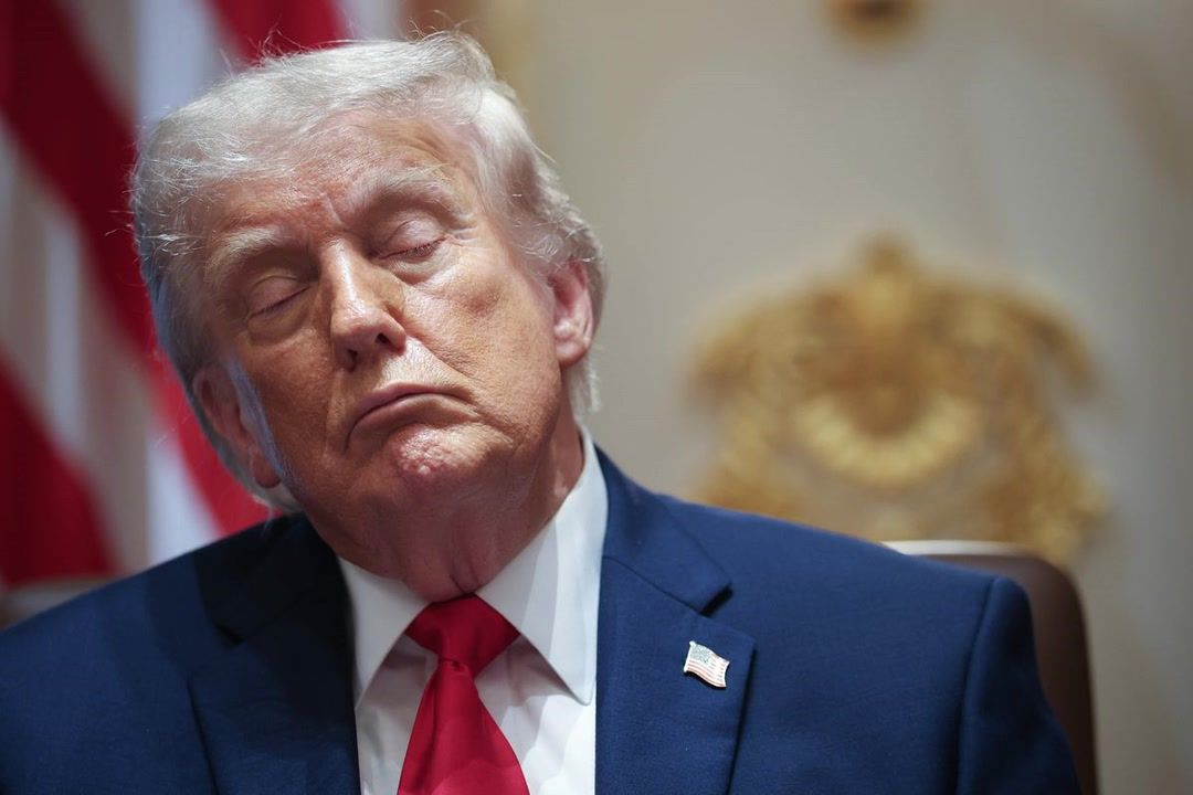 Psychiatrist says 'fragile' Trump grip on reality is slipping after ...