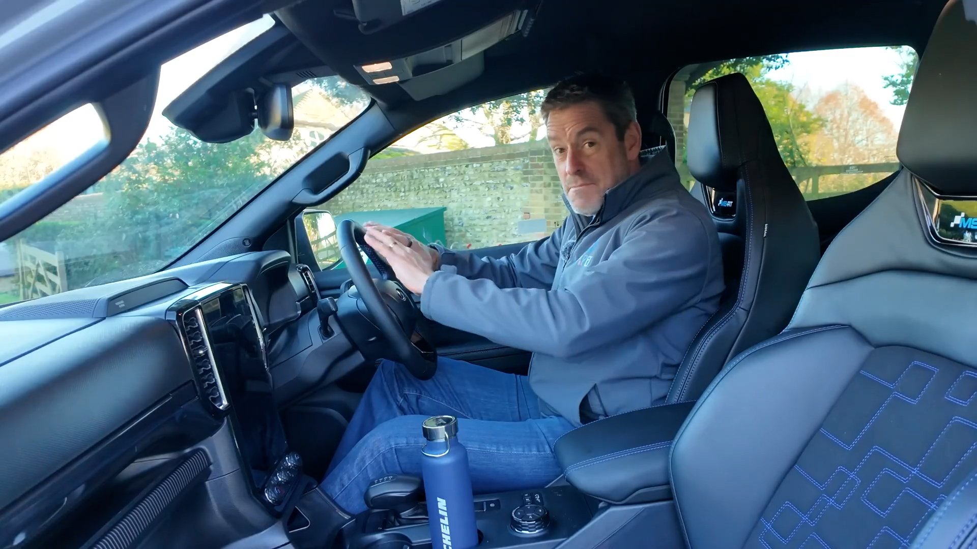 Exploring the features of Ford V6 twin turbo pickup