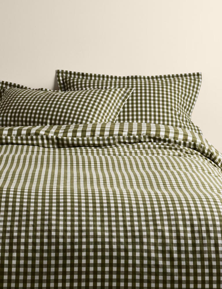 From pumpkin prints to rich burgundy tones – 9 autumn bedding sets to ...