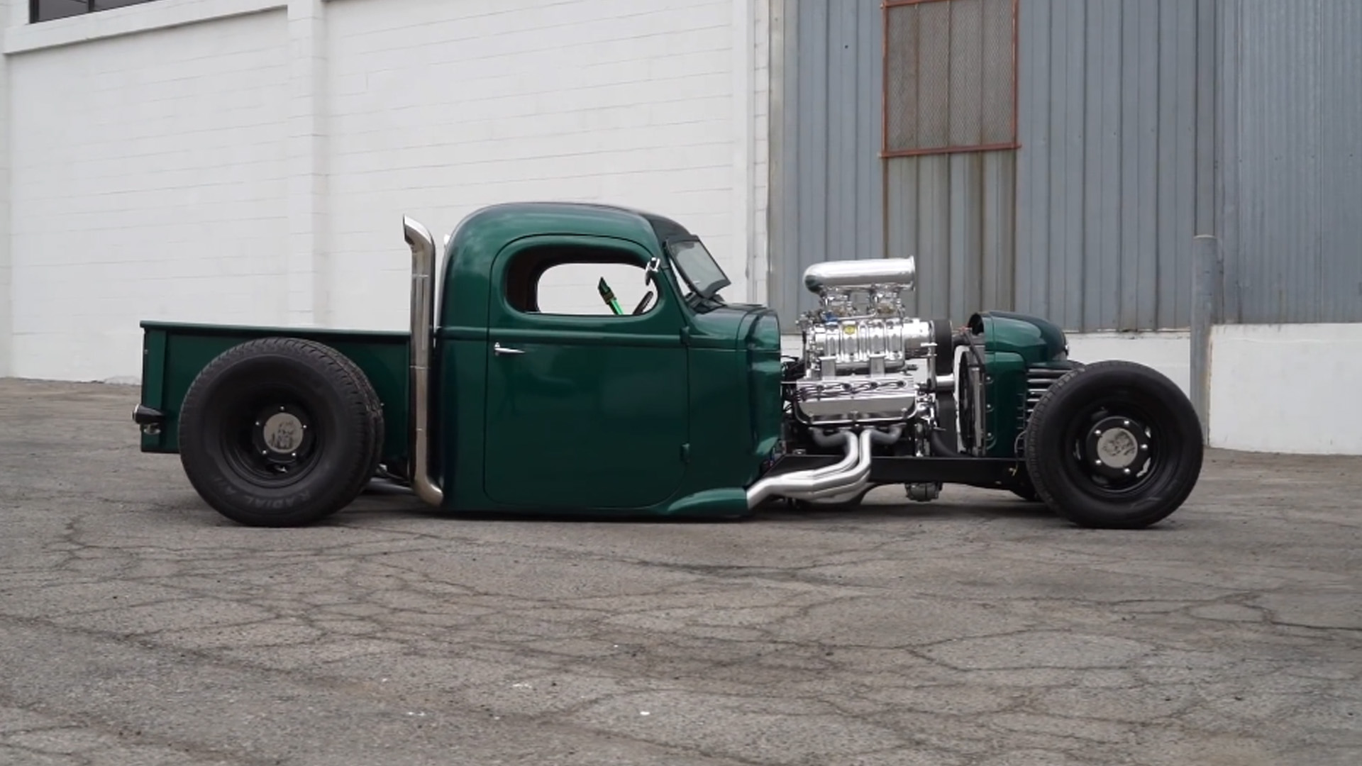 600HP rat rod delivers raw Hemi power