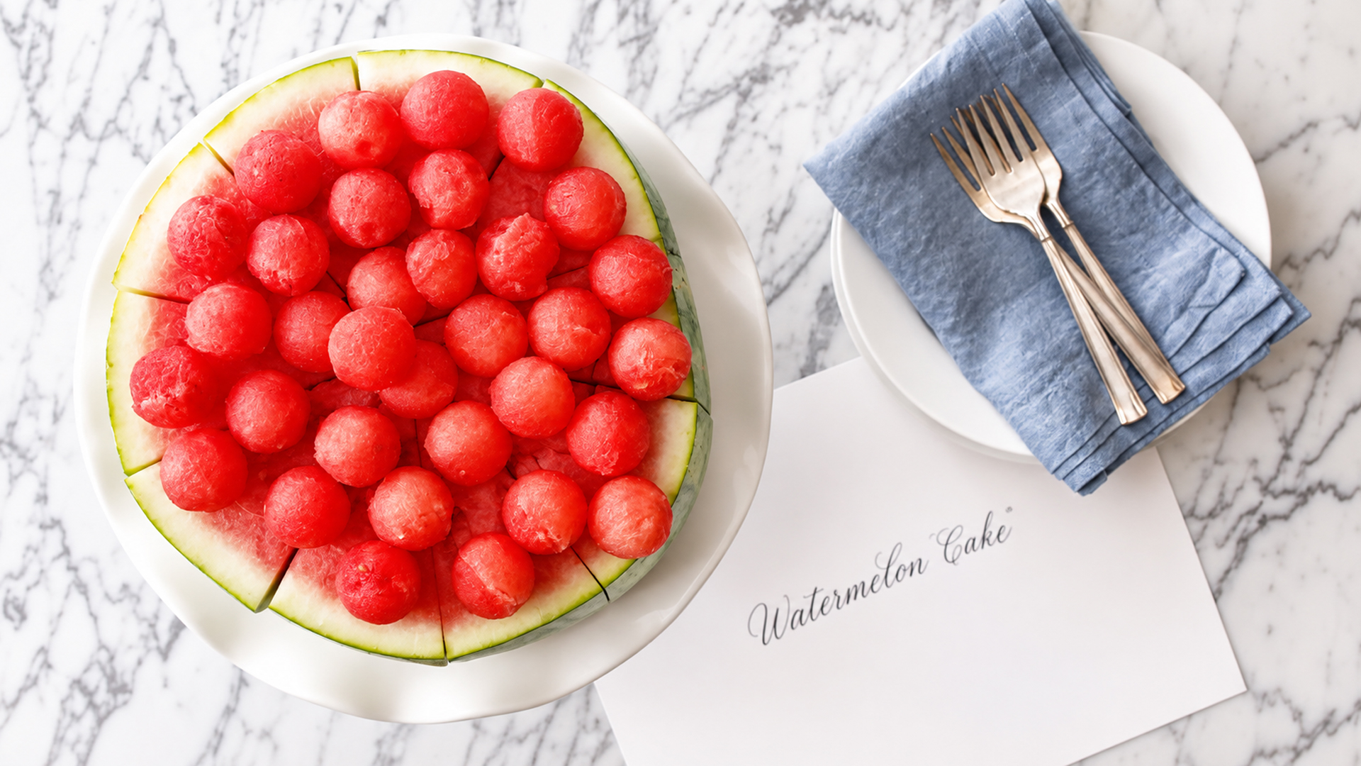 The simple cutting technique for a beautiful fresh watermelon cake