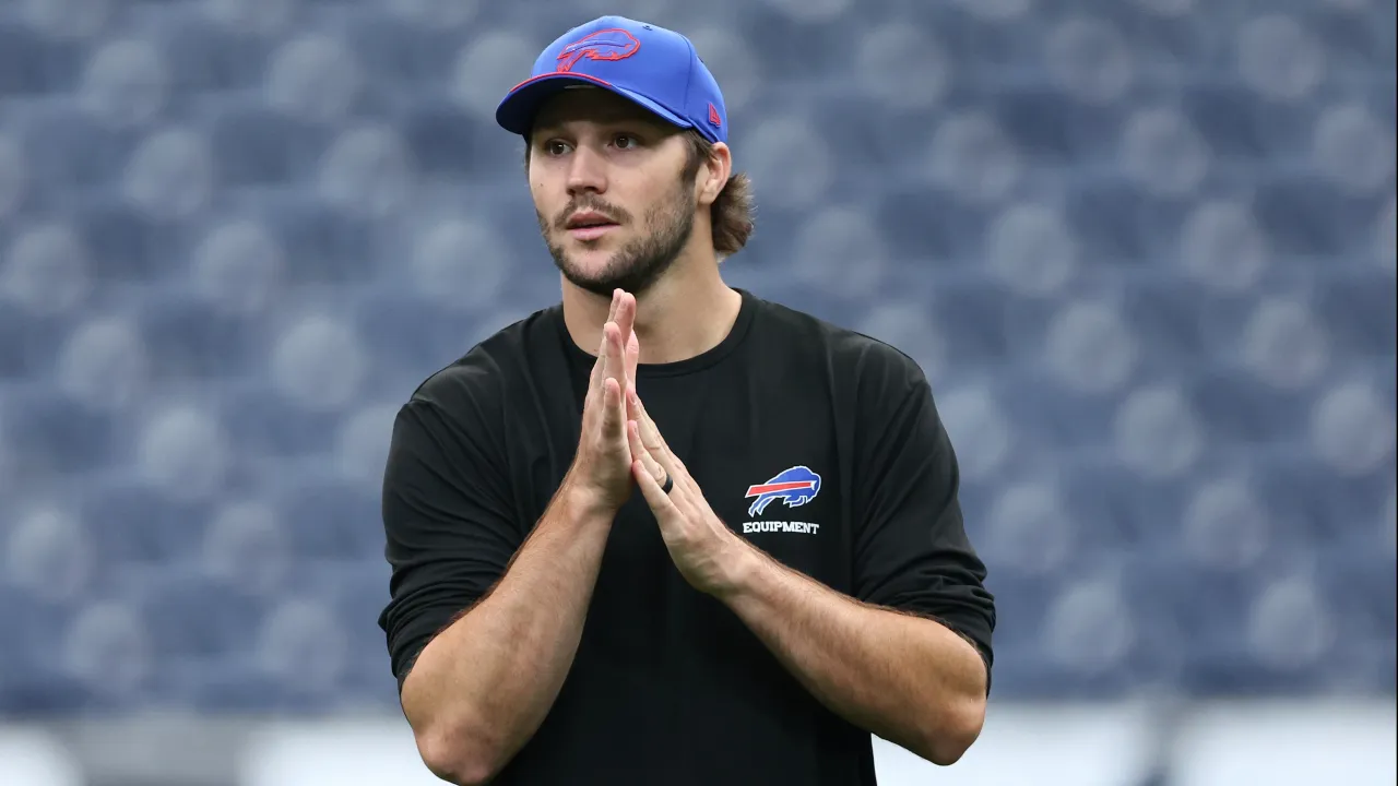 Josh Allen's off-field profile is growing, and Hailee Steinfeld is ...