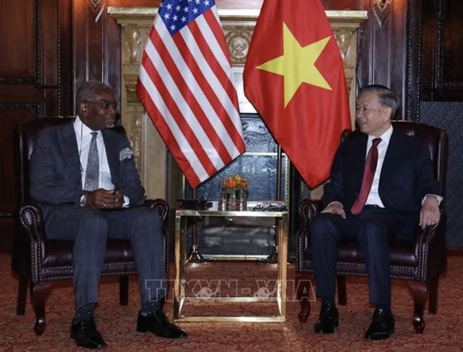 Tổng Bí thư, Chủ tịch nước Tô Lâm tiếp nhóm hạ nghị sĩ liên bang và lãnh đạo Đảng Cộng sản Mỹ