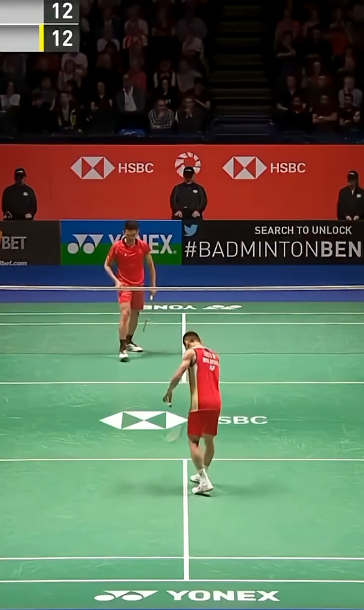 When Lin Dan takes over the court
