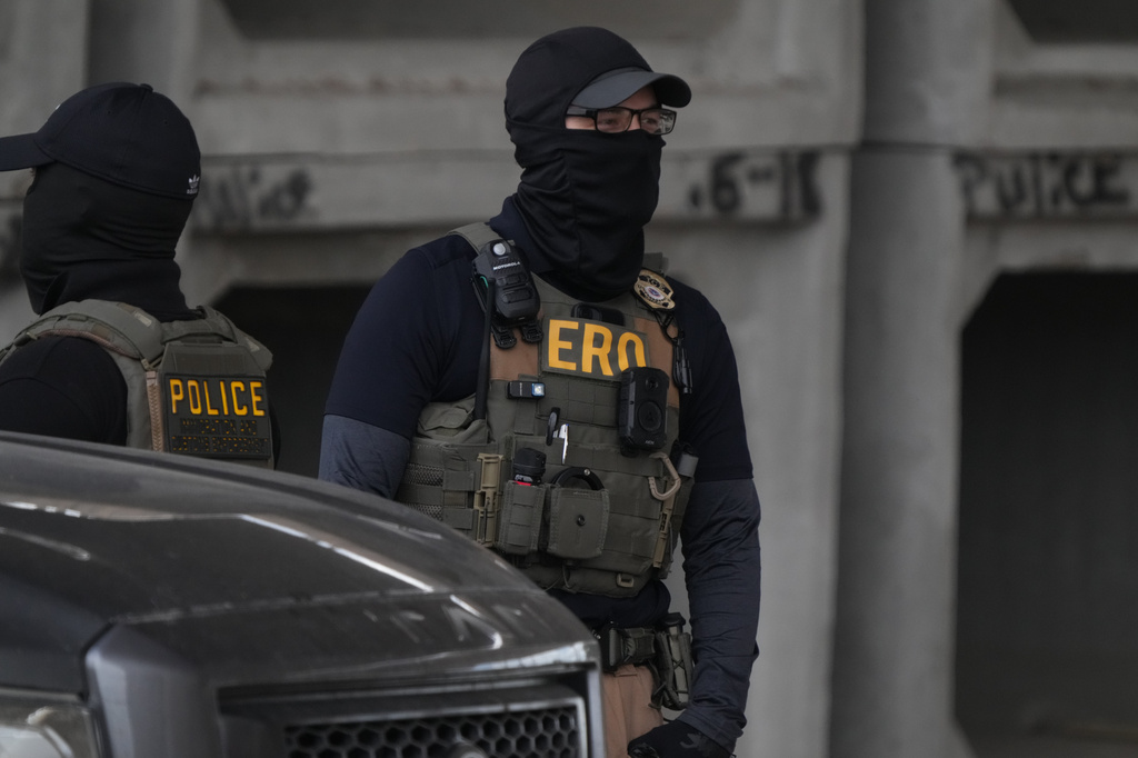 Man shot by ICE in Texas being interrogated with bullet still in back ...