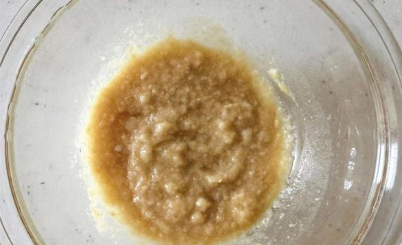 食物繊維よりスゴい？ 便秘が気になる人に「酒粕」をすすめたい理由。10分以内で作れる“絶品おつまみレシピ”も