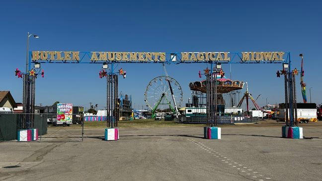 Kern County Fair countdown begins as crews set up rides, midway and ...