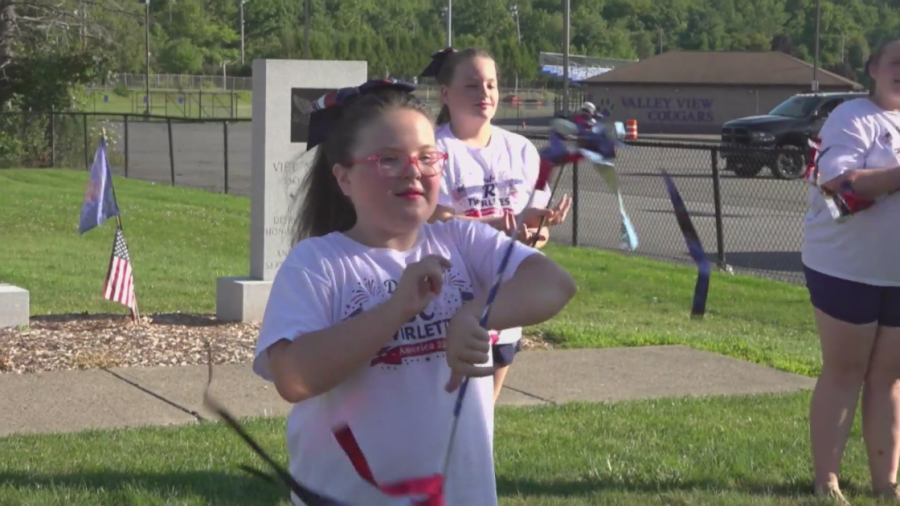 Double 'R' Twirlettes: More than pomp, pageantry