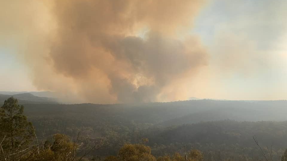Emergency warning issued for South Burnett bushfire with homes at risk