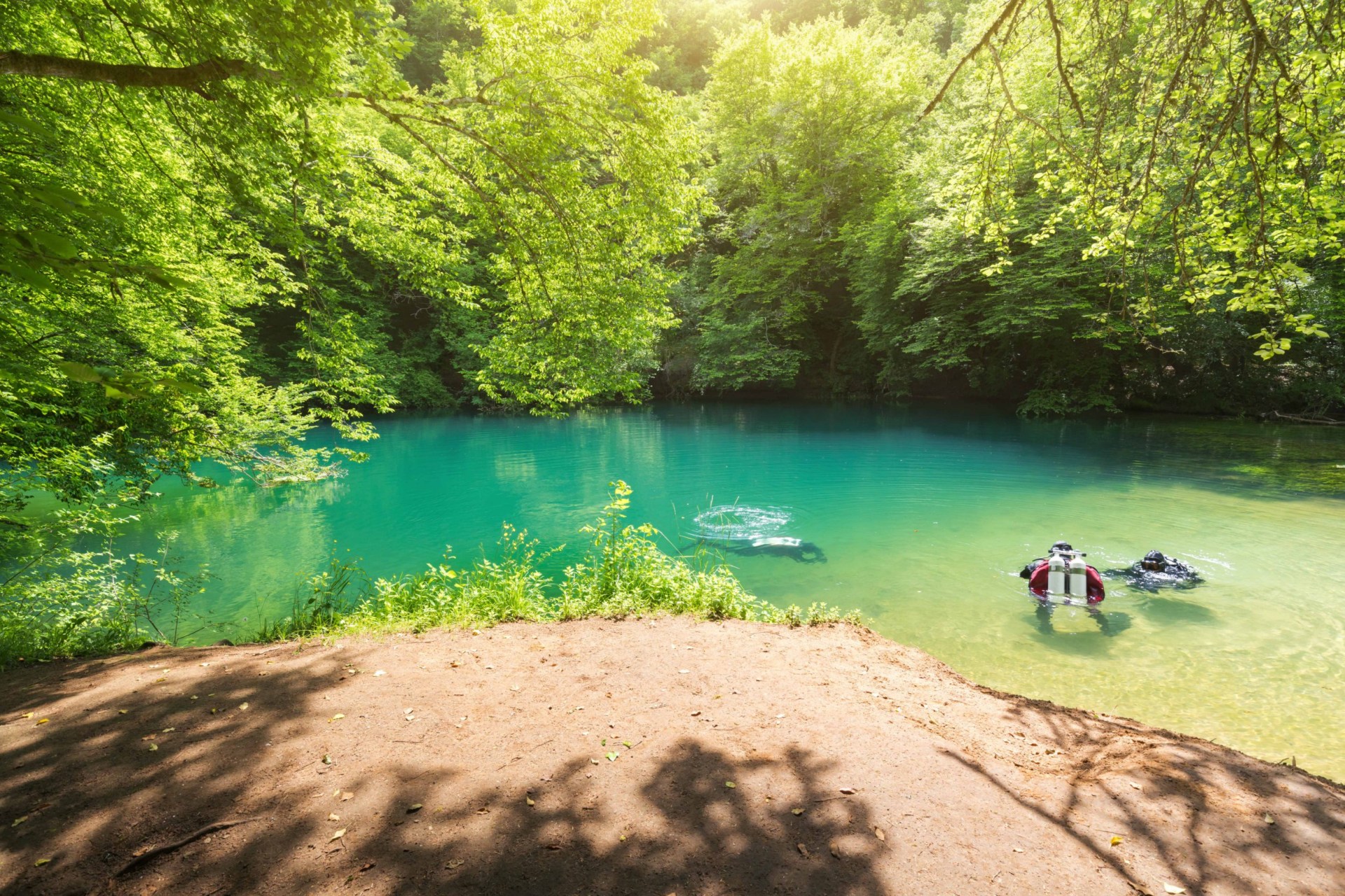 British diver dies trapped inside 270ft deep cave