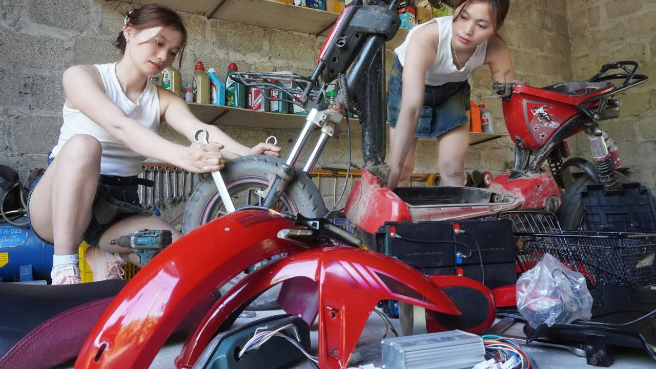She turned a rusty electric motorcycle into a like-new machine