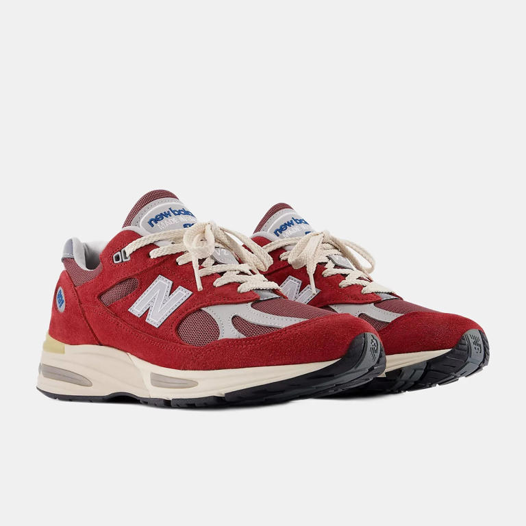 New Balance infuses its classiest sneaker with ’80s race-day aesthetics