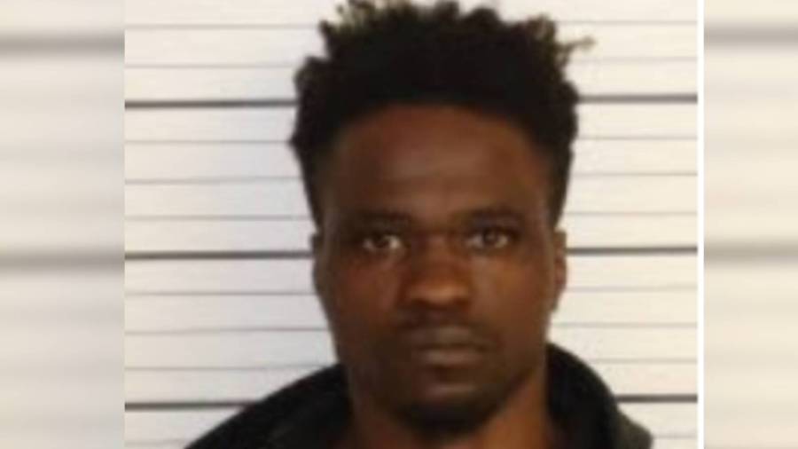 Memphis felon pleads guilty to machine gun possession