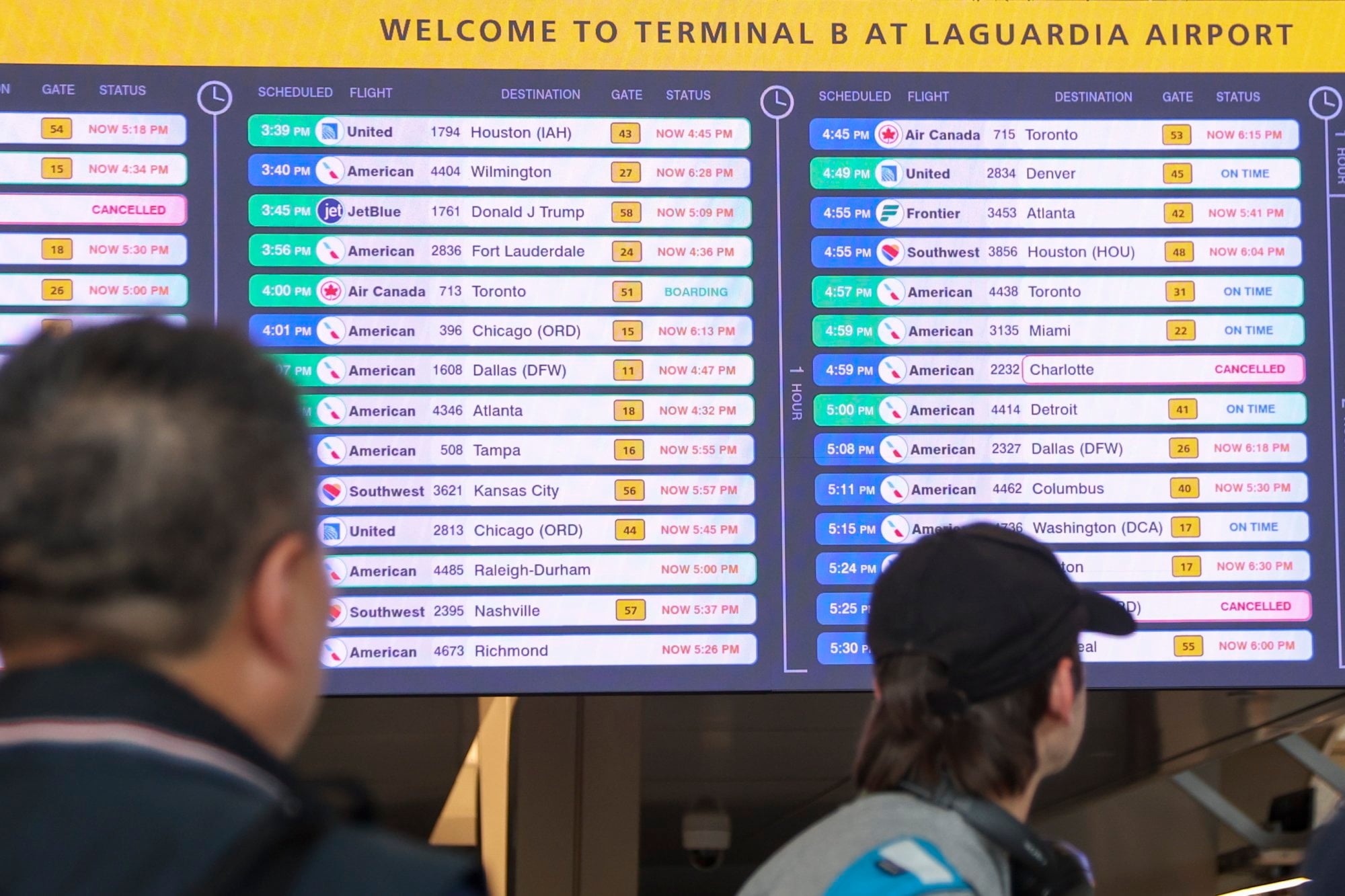 Thousands of US flights snarled before FAA resolves communications problem