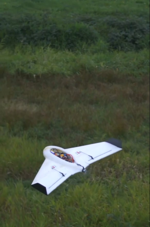 Compact Flik Wing EPP FPV airframe with powerful performance