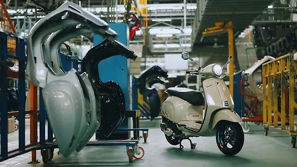 Vespa Primavera 125 shape is now legally protected