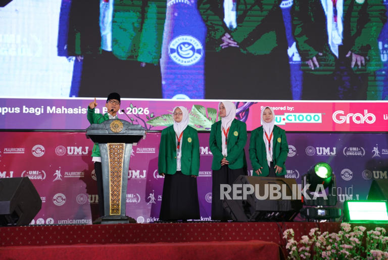 Mendes Yandri Susanto di PKKMB UMJ: Jangan minder dengan latar belakang ...