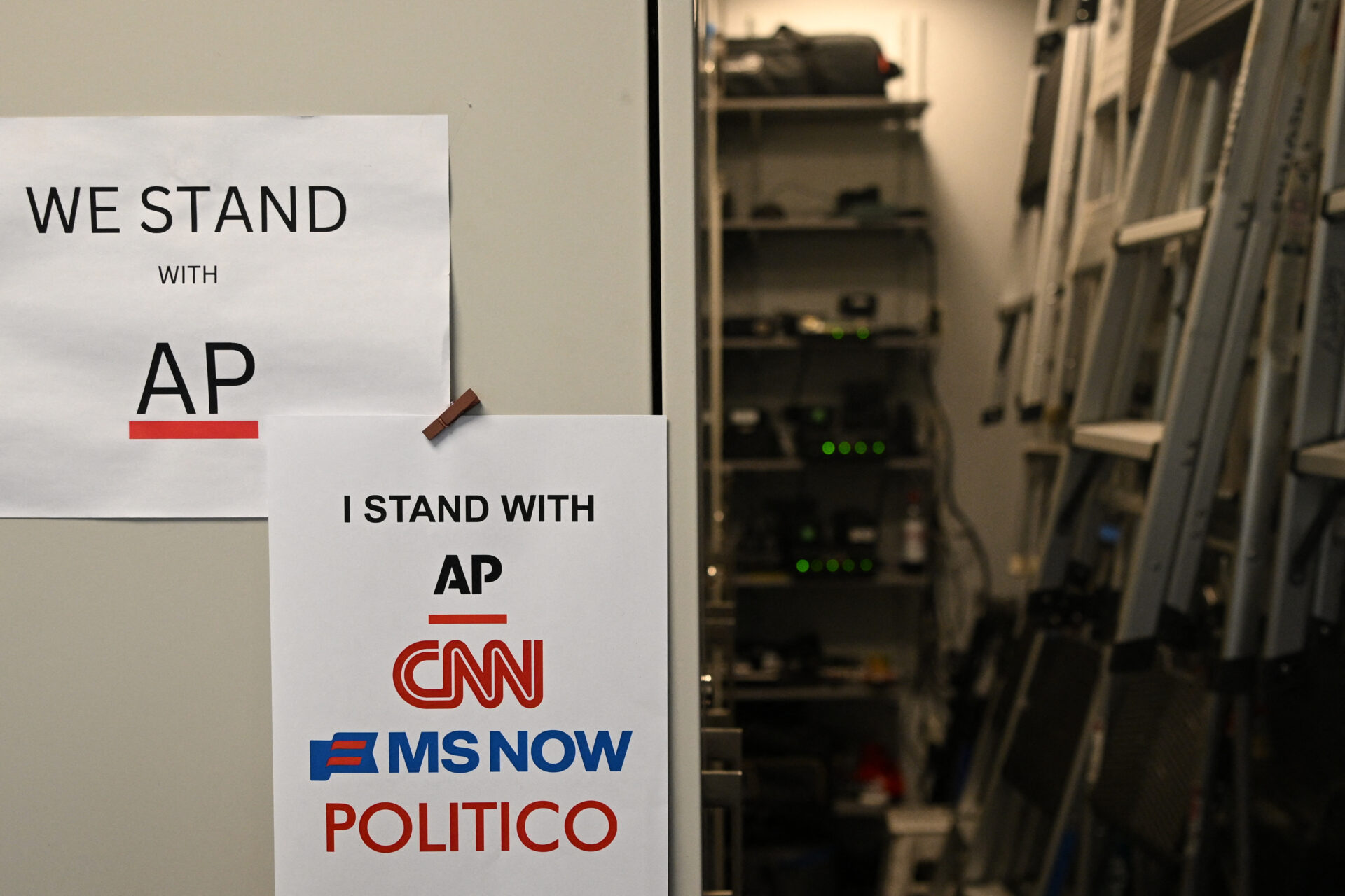 Trump's ultimate dream: Trump TV and news app replacing traditional media