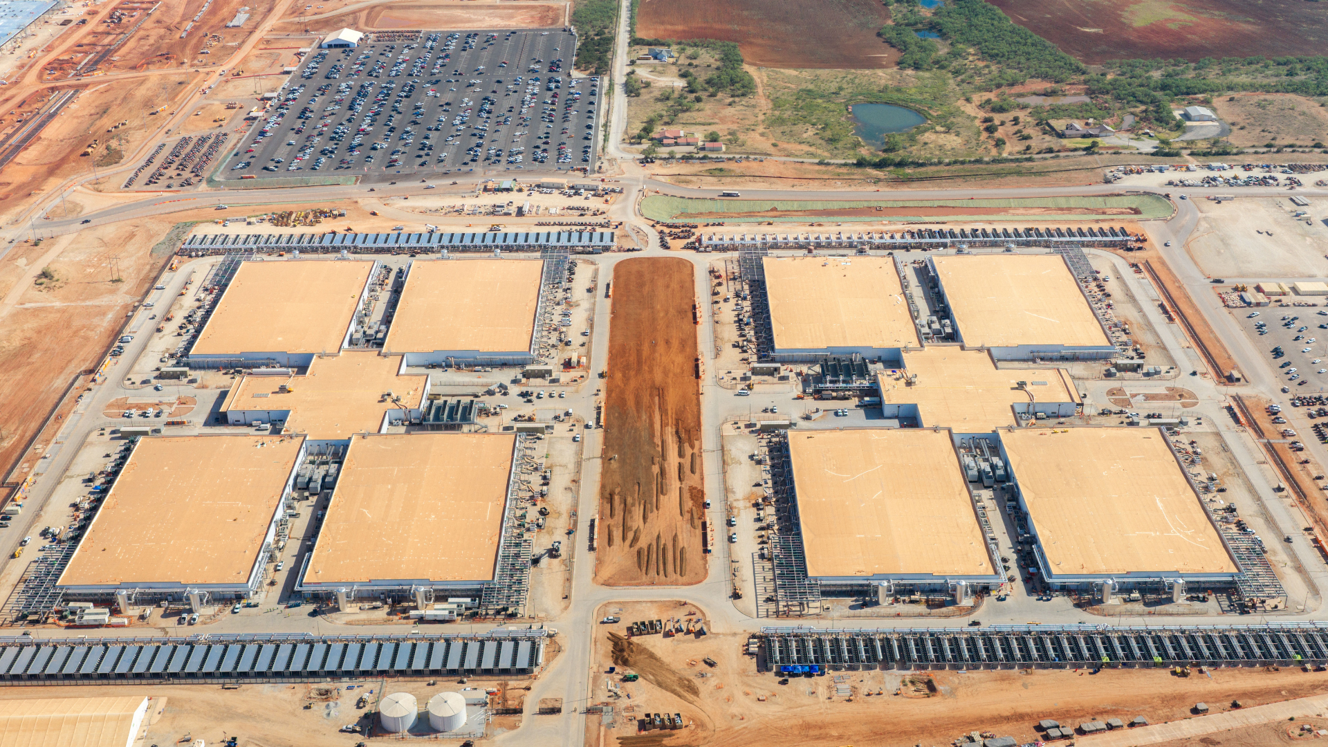 OpenAI and Anthropic scramble for smaller data centers as massive ...