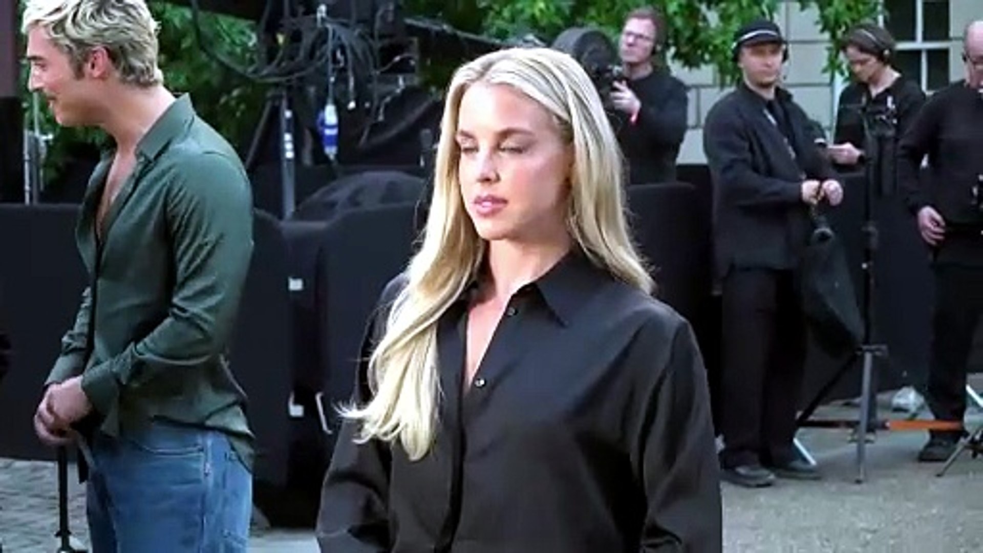Star-studded celebrity line-up attends Burberry London fashion show as ...