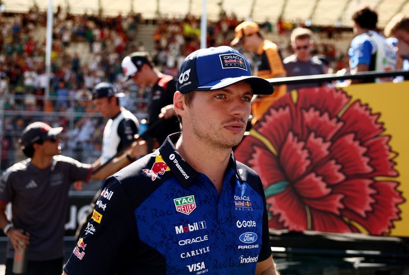 Motor racing-Formula One statistics for the Azerbaijan Grand Prix