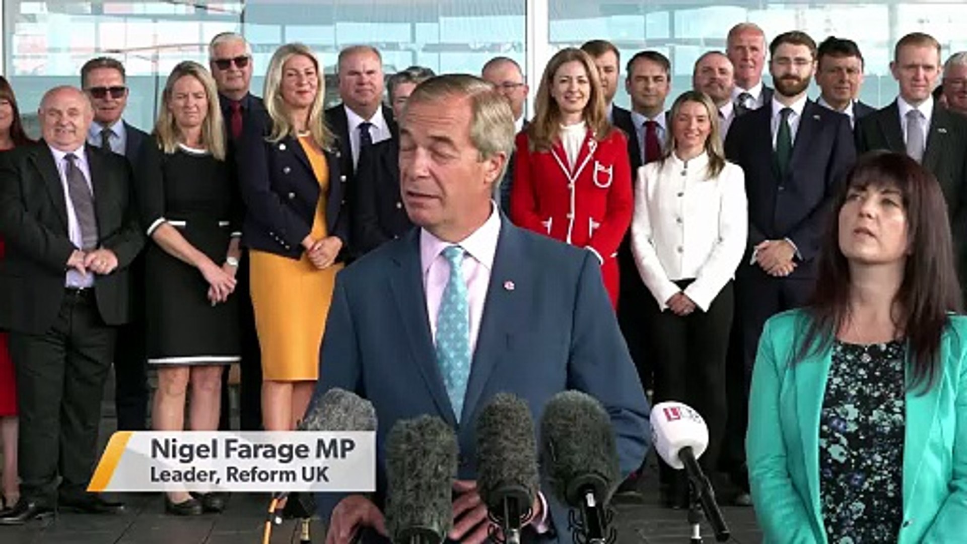 Nigel Farage announces Helen Jenner as the new leader of Reform UK in Wales