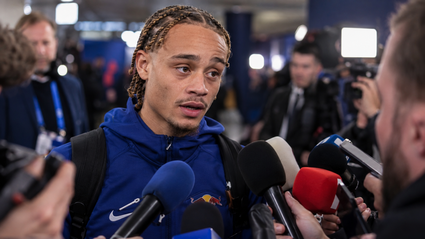 Xavi Simons speaks four languages