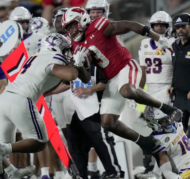 Wisconsin RB Abu Sama's status remains in question for Michigan State
