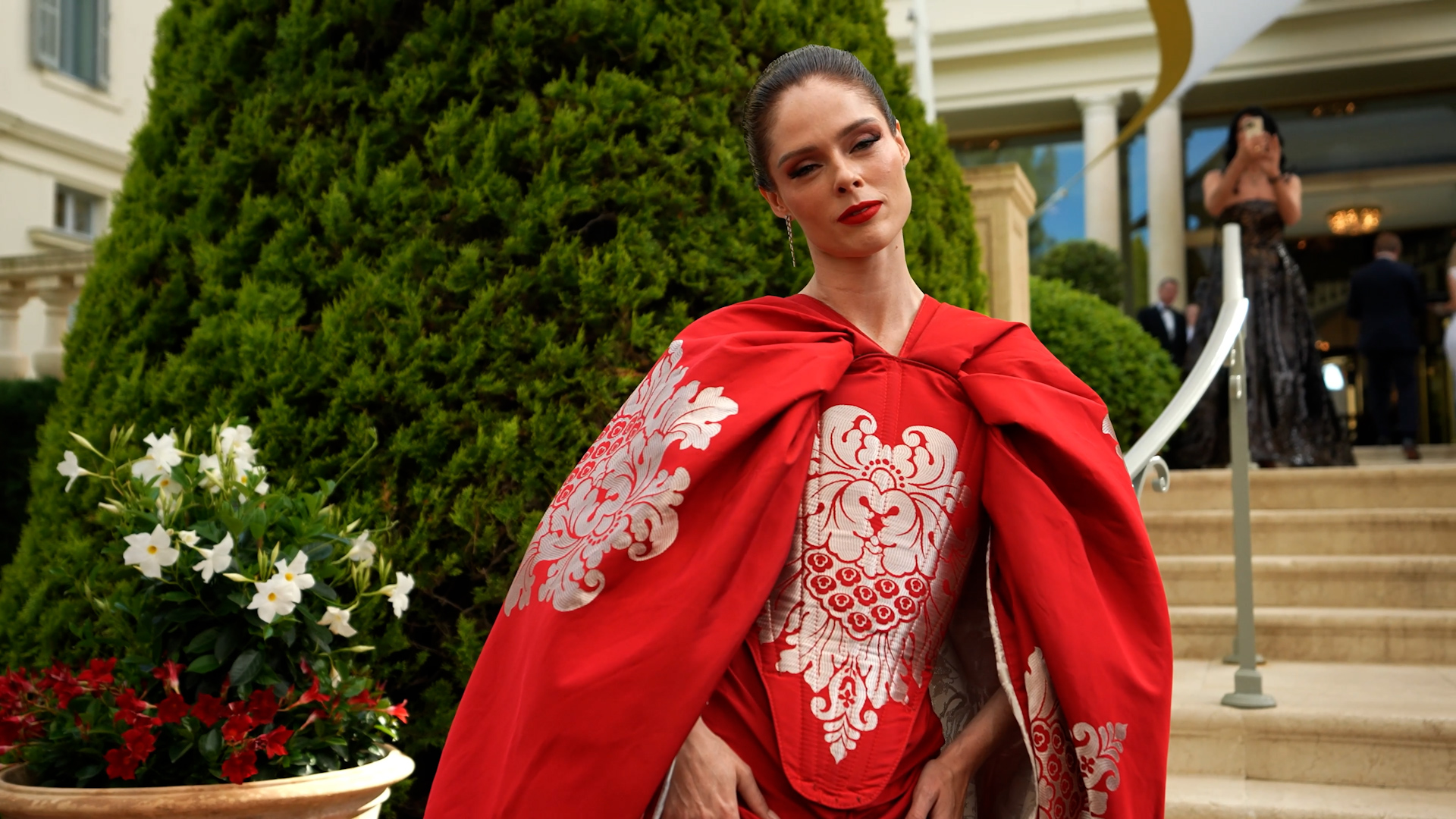 Esquece as tendências, a Coco Rocha quer que uses o que te faz sentir bem
